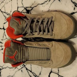 Jordan 5 retro camo sz 8.5